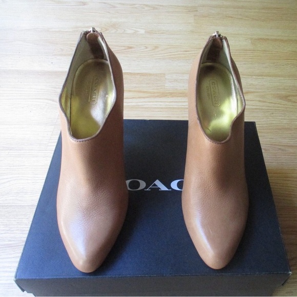 Coach Leather Zip-Back Heeled Ankle Booties Camel Brown Size 11 - Picture 9 of 9